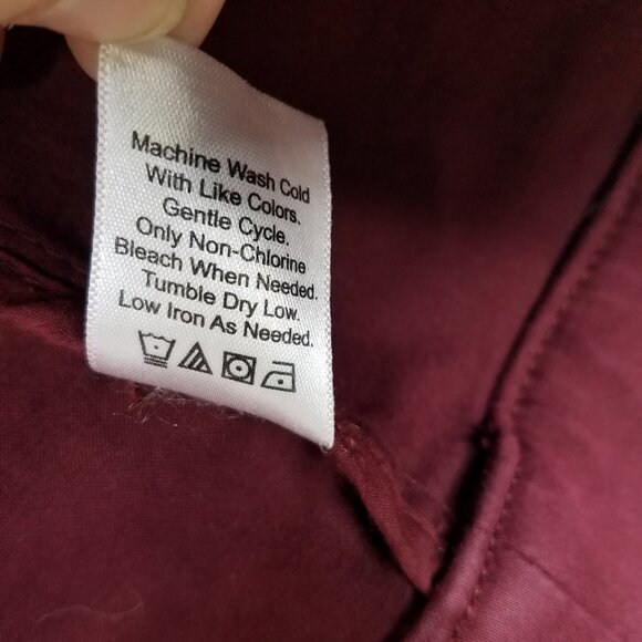 Coldwater Creek Jean Jacket Women's 4-6 Sm Maroon Denim Gold Snaps Buckle Back - Picture 11 of 14